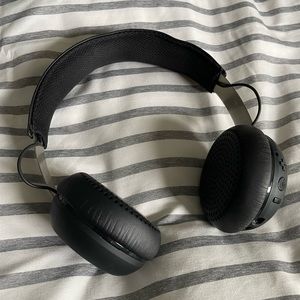 Skullcandy headphones